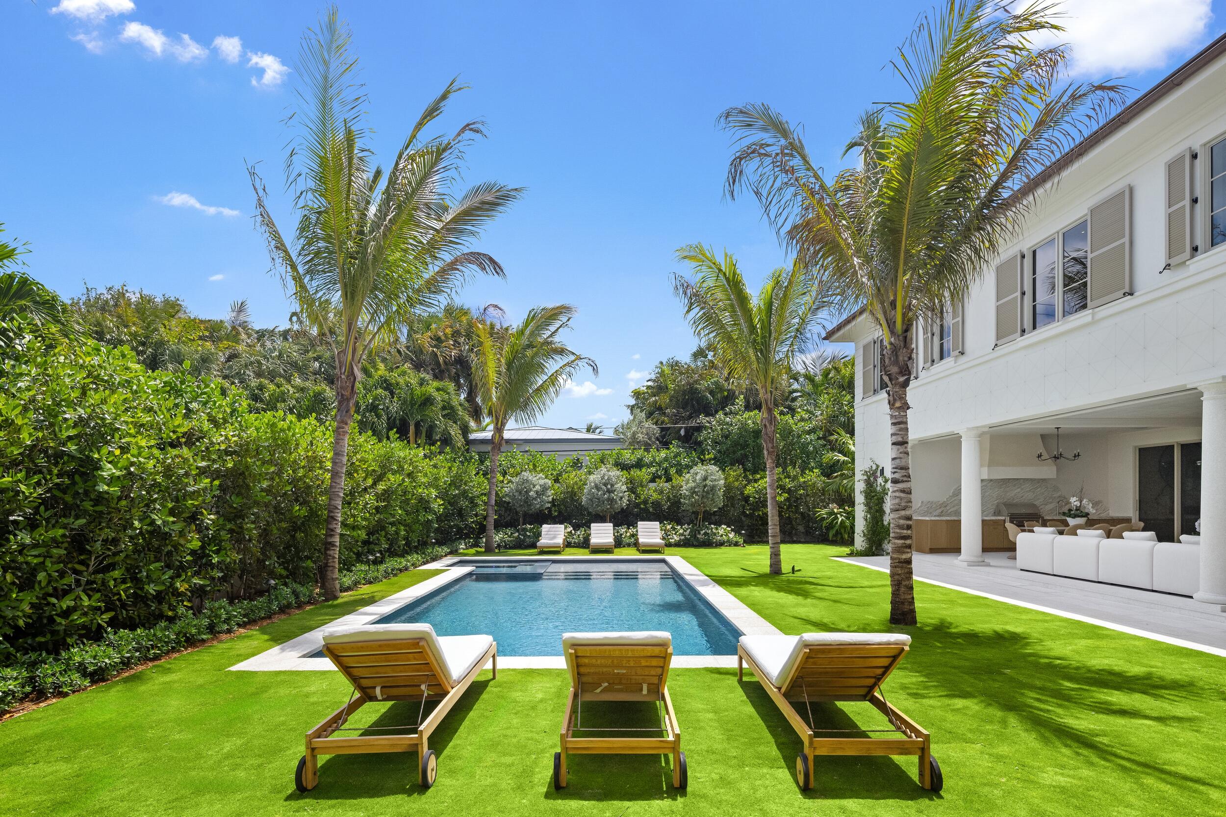 BEACH SHORES - Residential