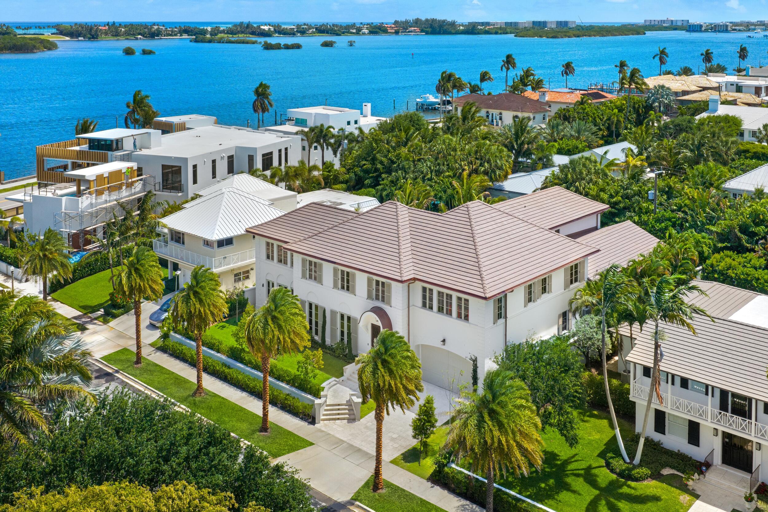 BEACH SHORES - Residential