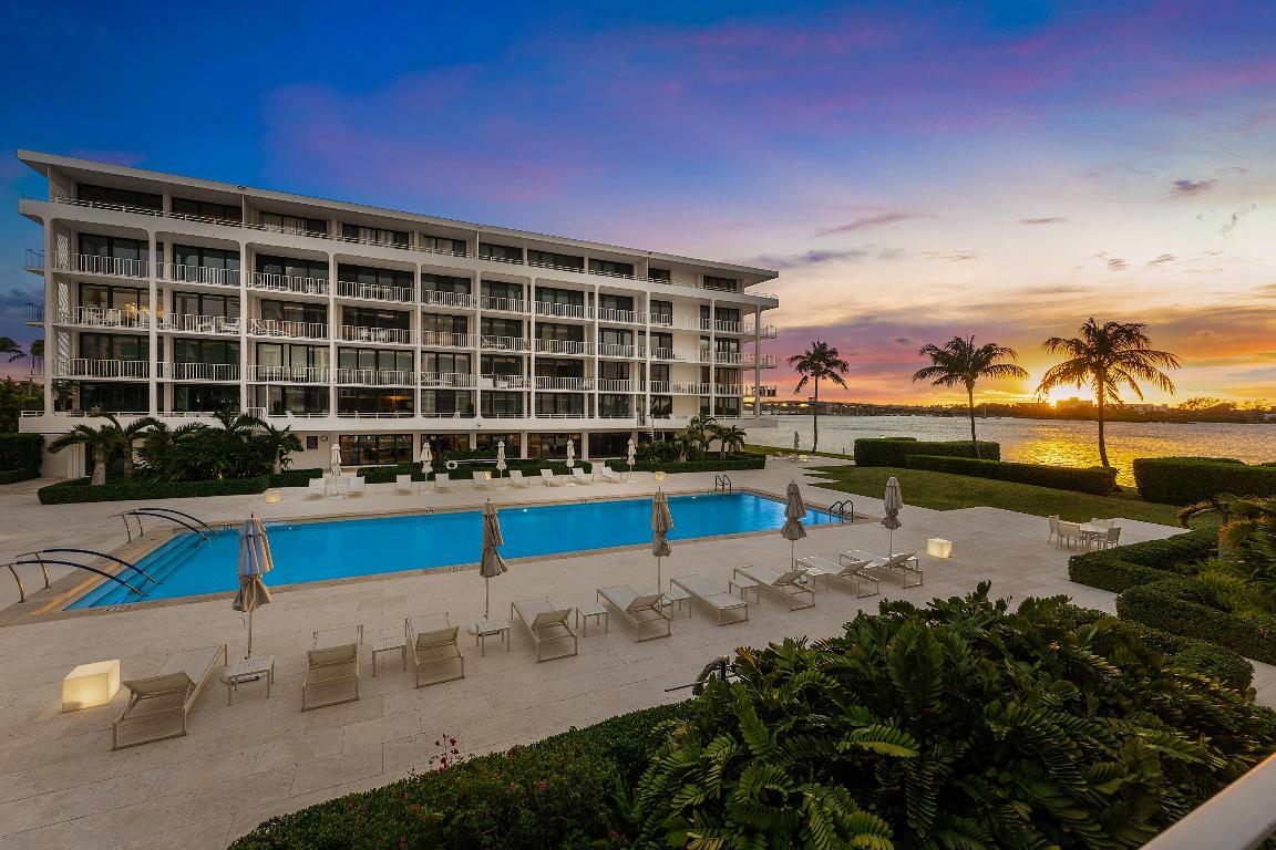 COVE CONDO - Residential