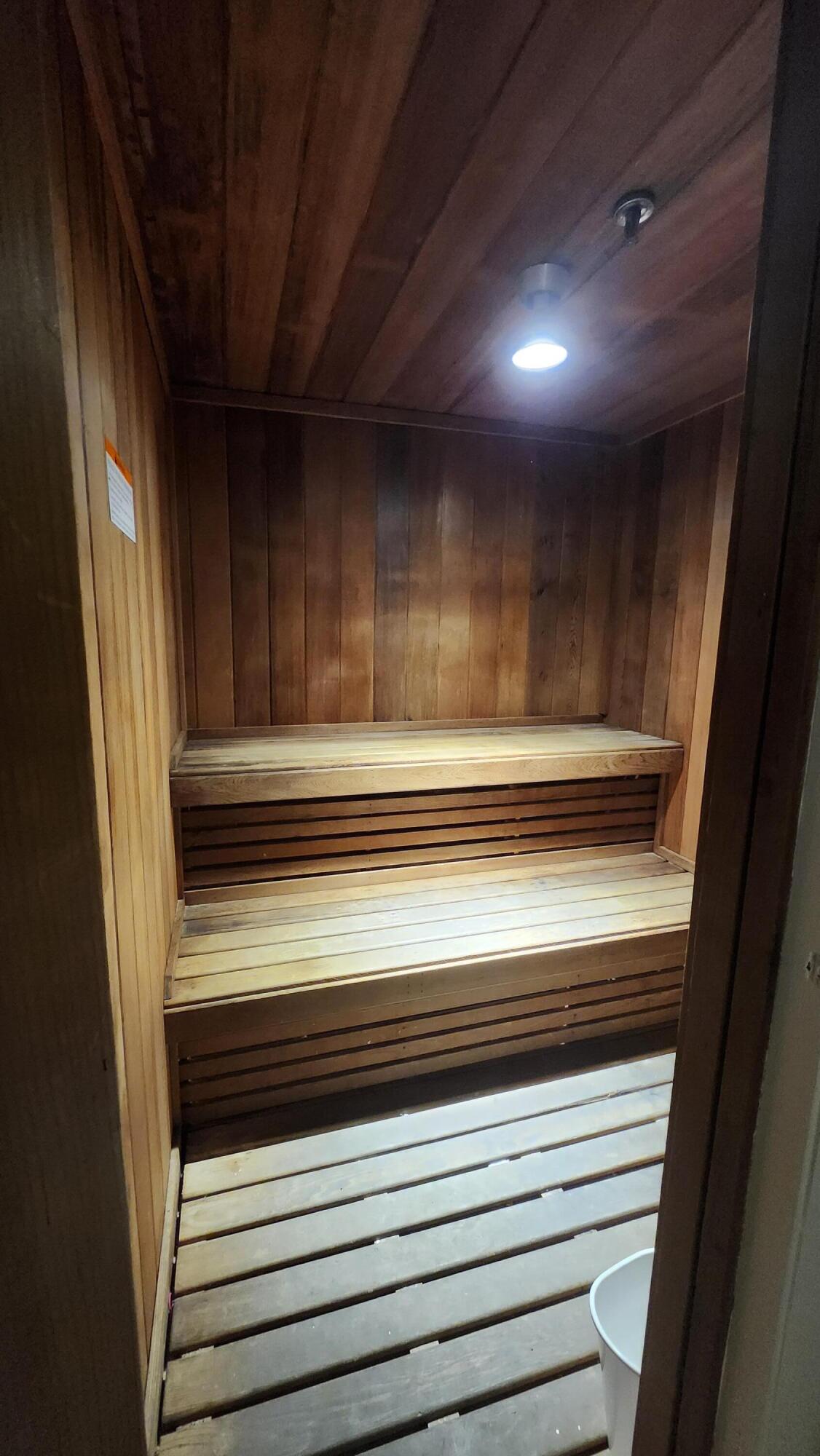 FOUNTAINVIEW AT SPRING LKS CONDO - Residential