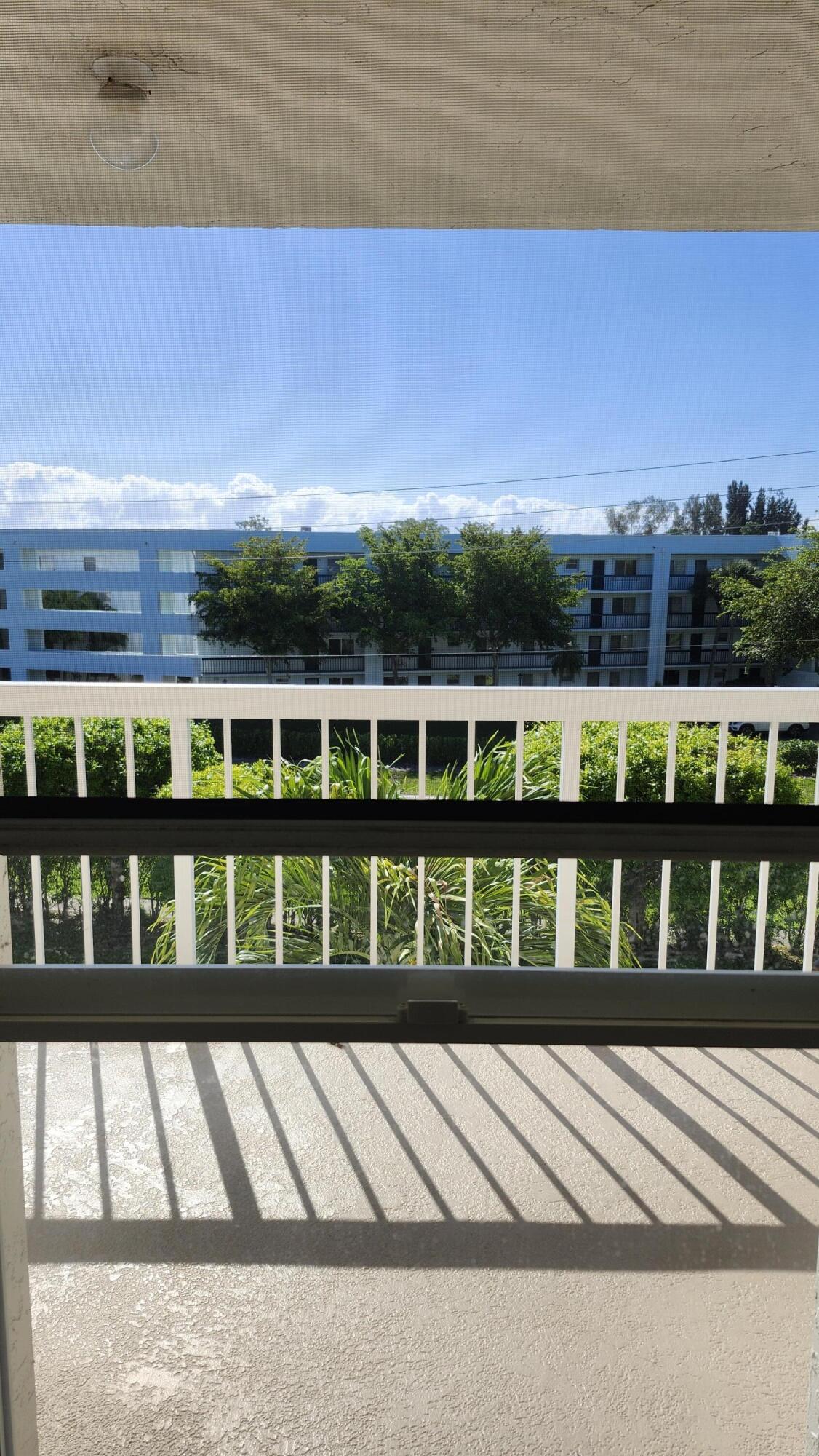 FOUNTAINVIEW AT SPRING LKS CONDO - Residential