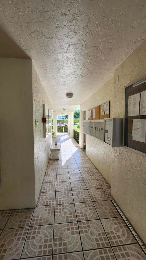 Tiny photo for 3146 Via Poinciana Dr #414, Lake Worth, FL 33467 (MLS # B26005258)