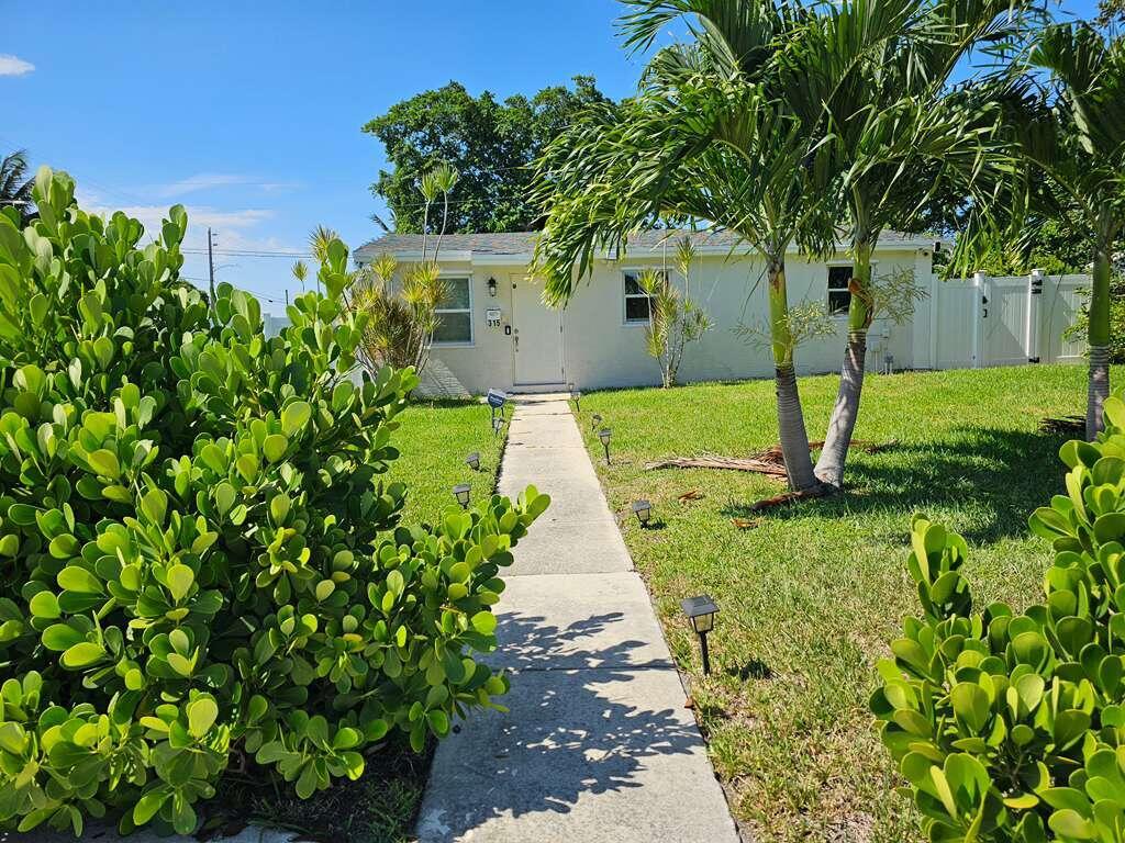 POINCIANA HEIGHTS - Residential