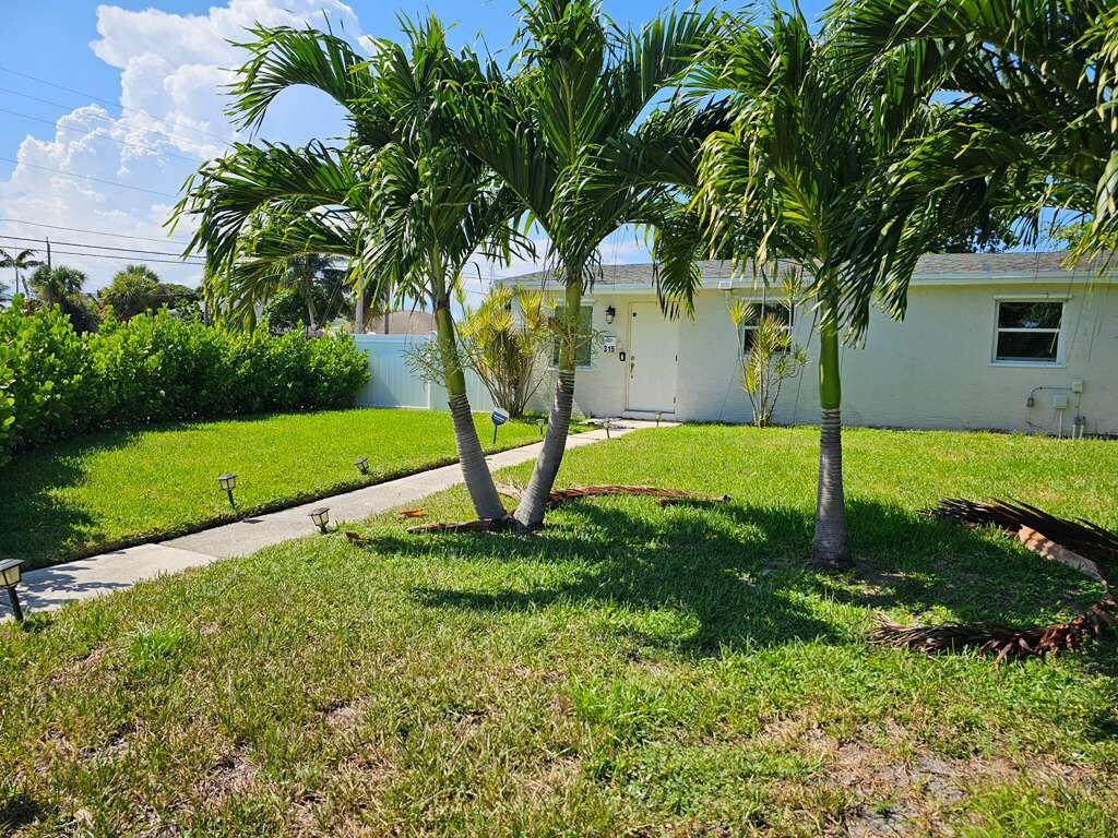 315 W 10th Boulevard