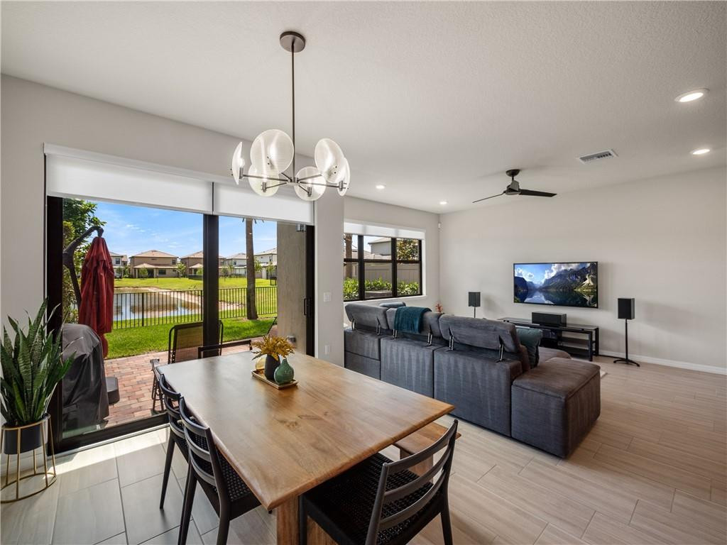 FIELDS AT GULFSTREAM POLO - Residential Lease