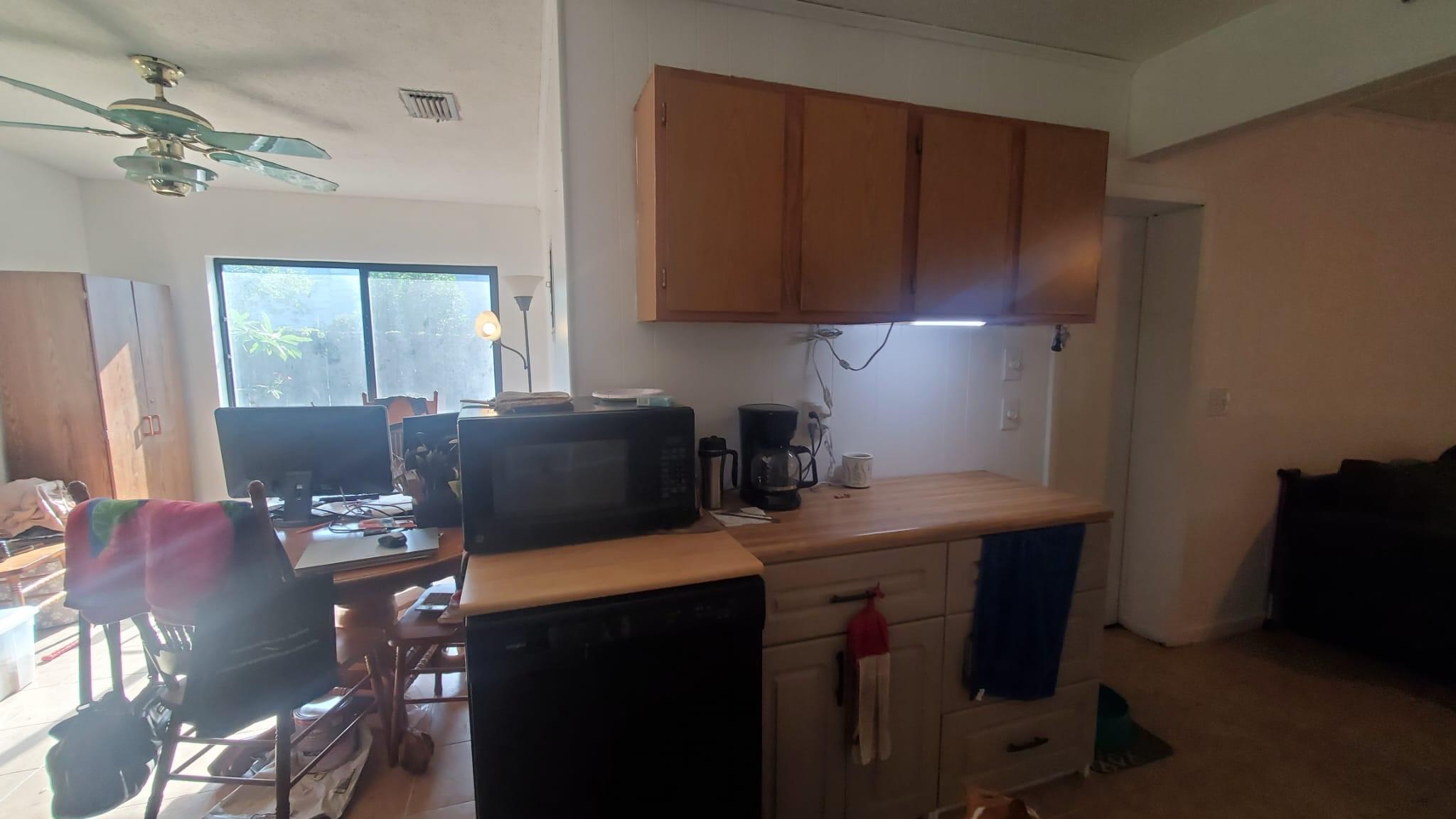 654 NW 45th St