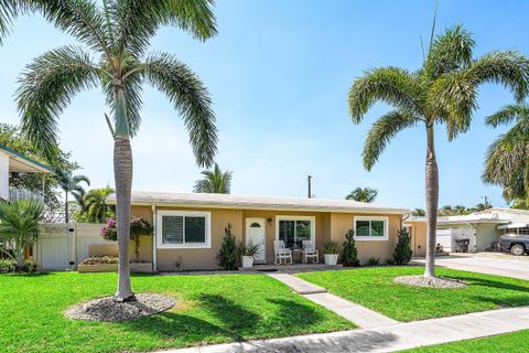 Tiny photo for 1603 Crest Drive, Lake Worth, FL 33461 (MLS # B26007118)