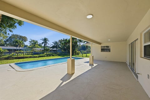 Tiny photo for 1430 NW 73rd Avenue NW, Plantation, FL 33313 (MLS # B26044125)