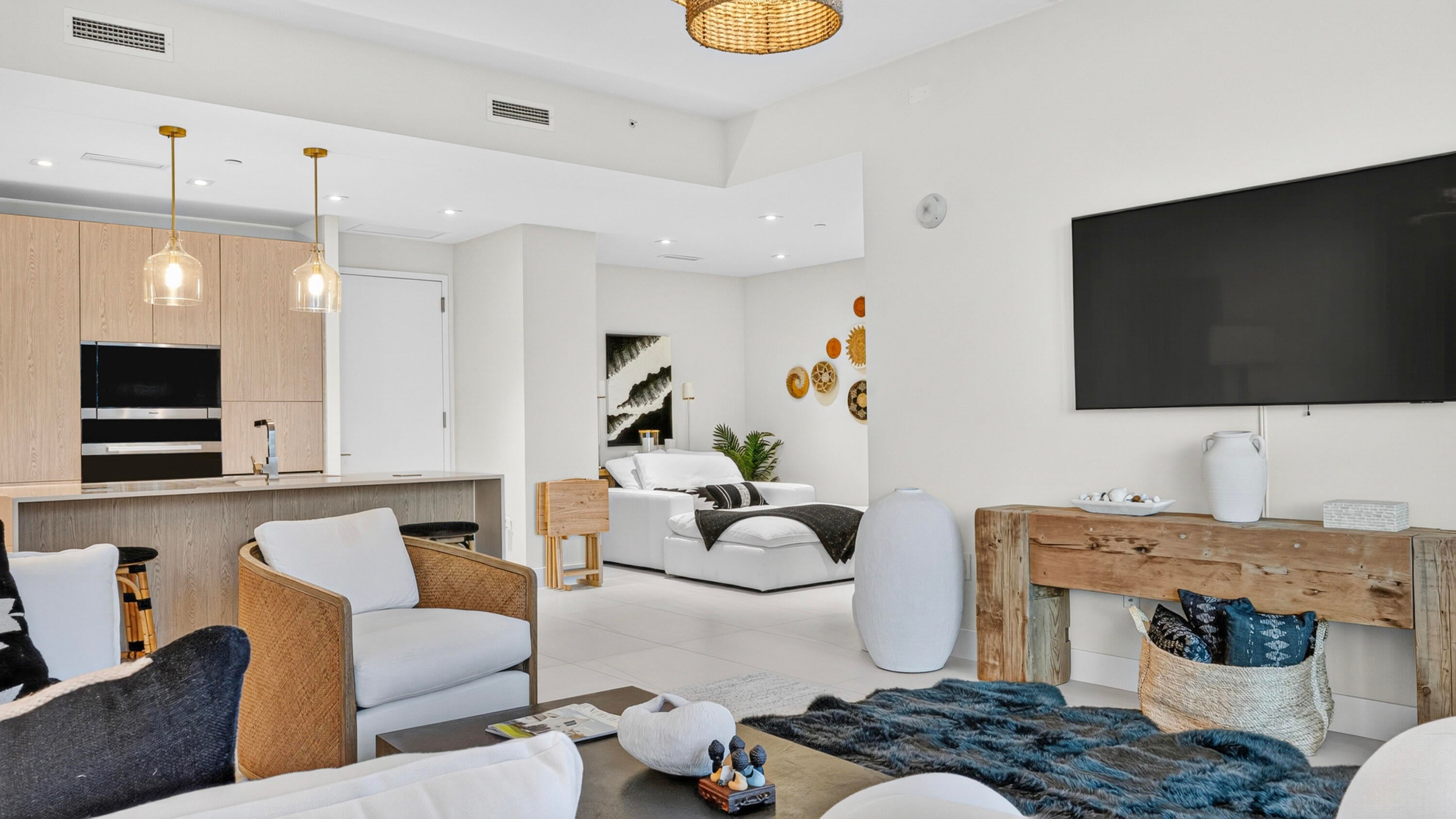 3100 N Ocean Drive H1107