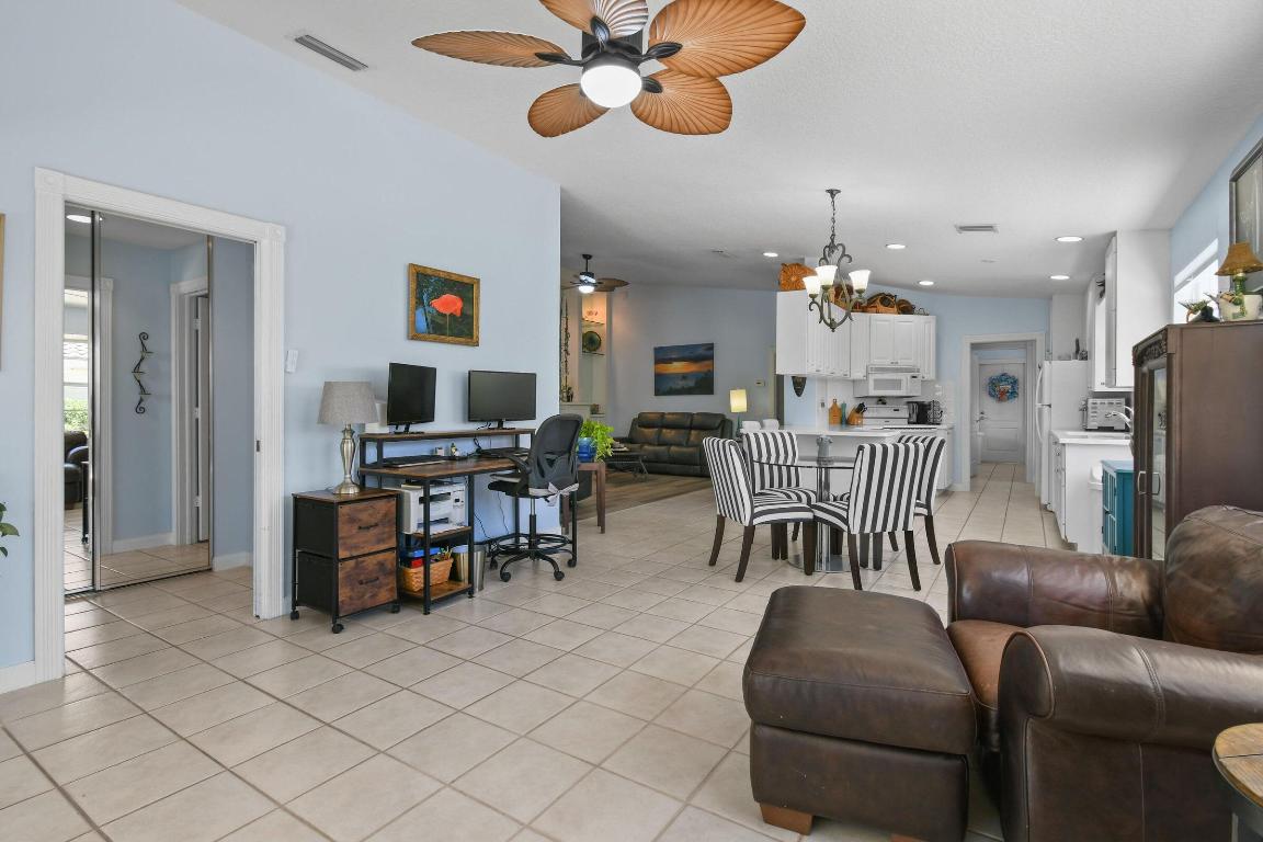 Double Tree - Residential