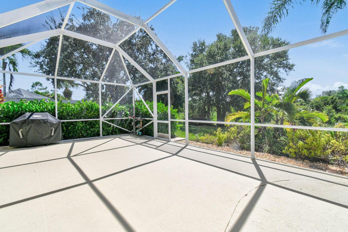 Double Tree - Residential