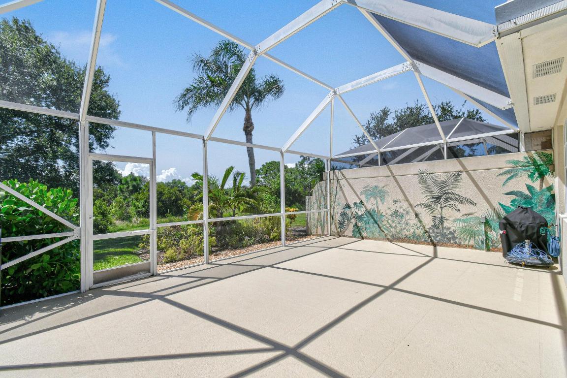 Double Tree - Residential