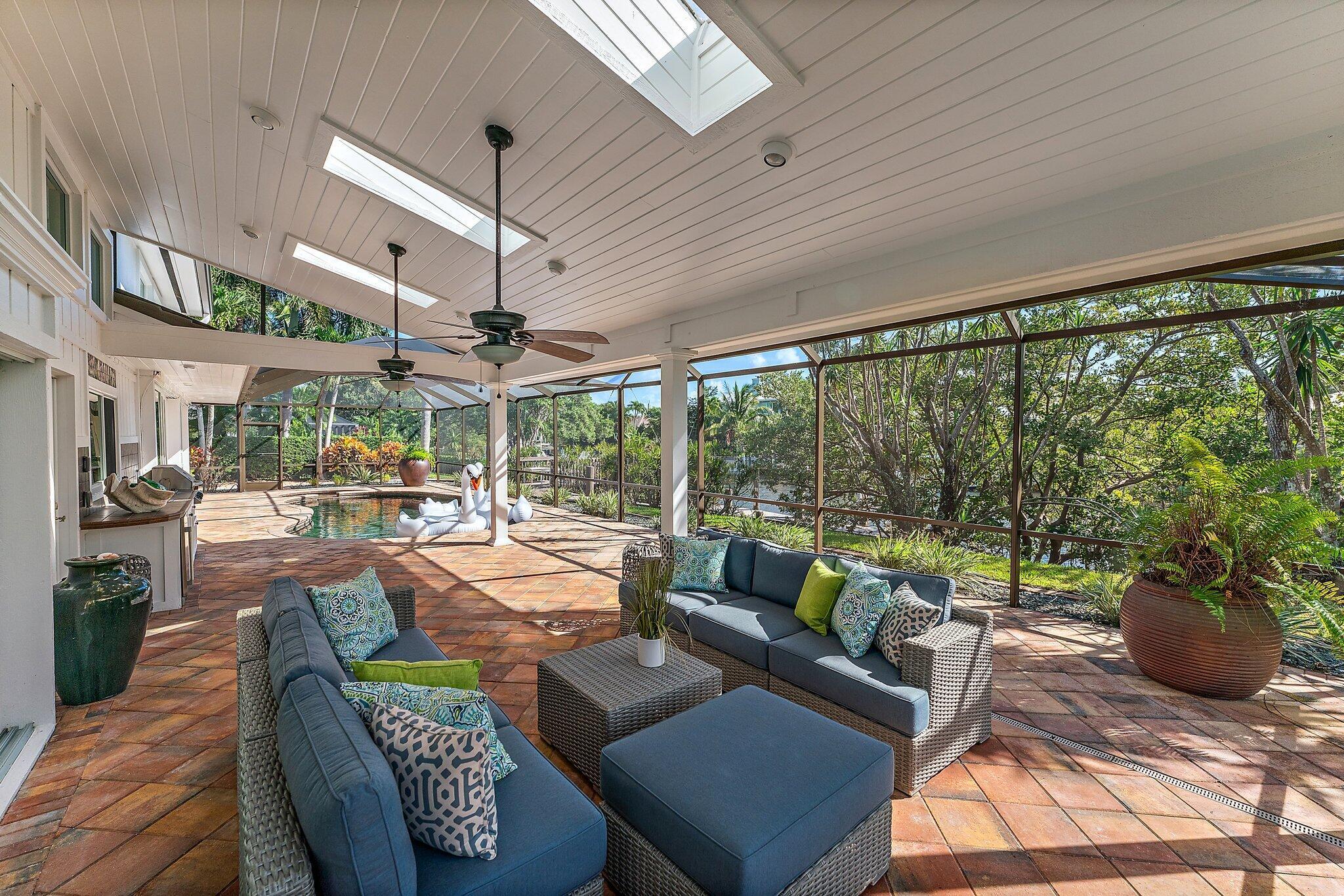 MARINA BAY - Residential