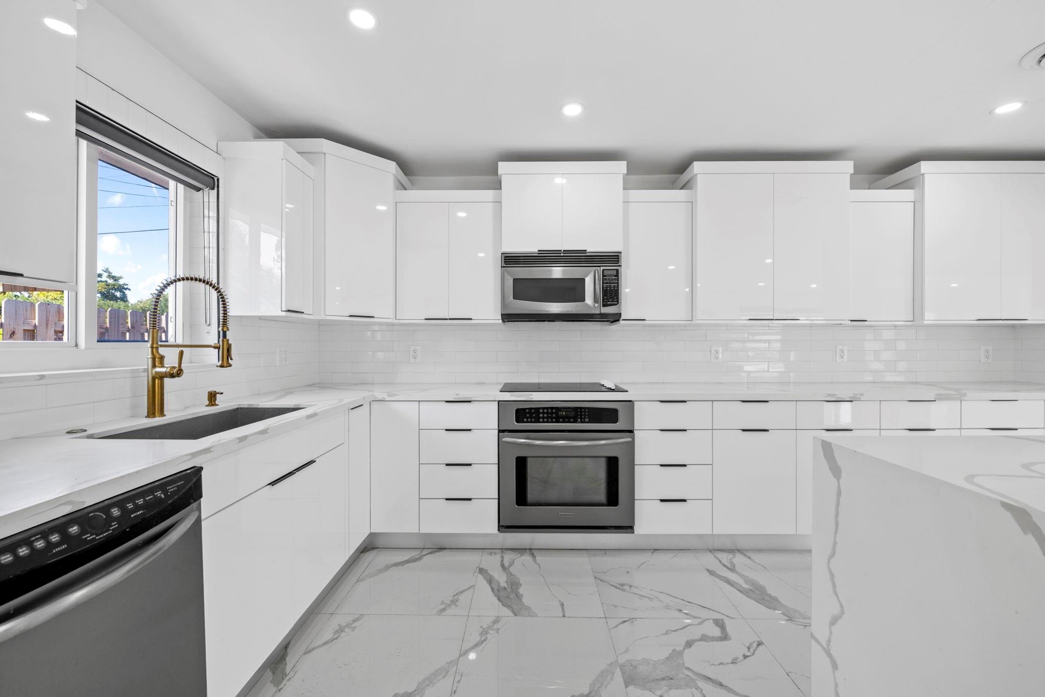 2185 Imperial Point Drive