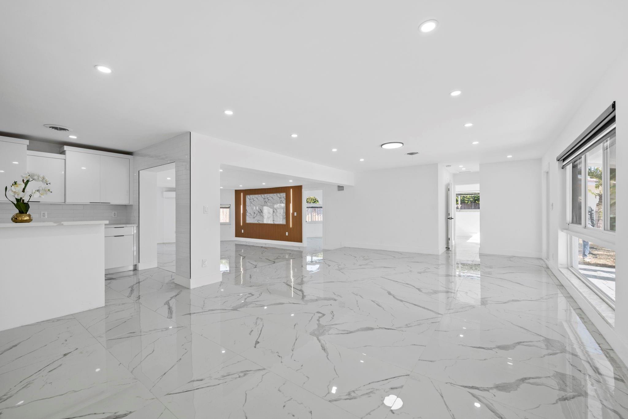 2185 Imperial Point Drive