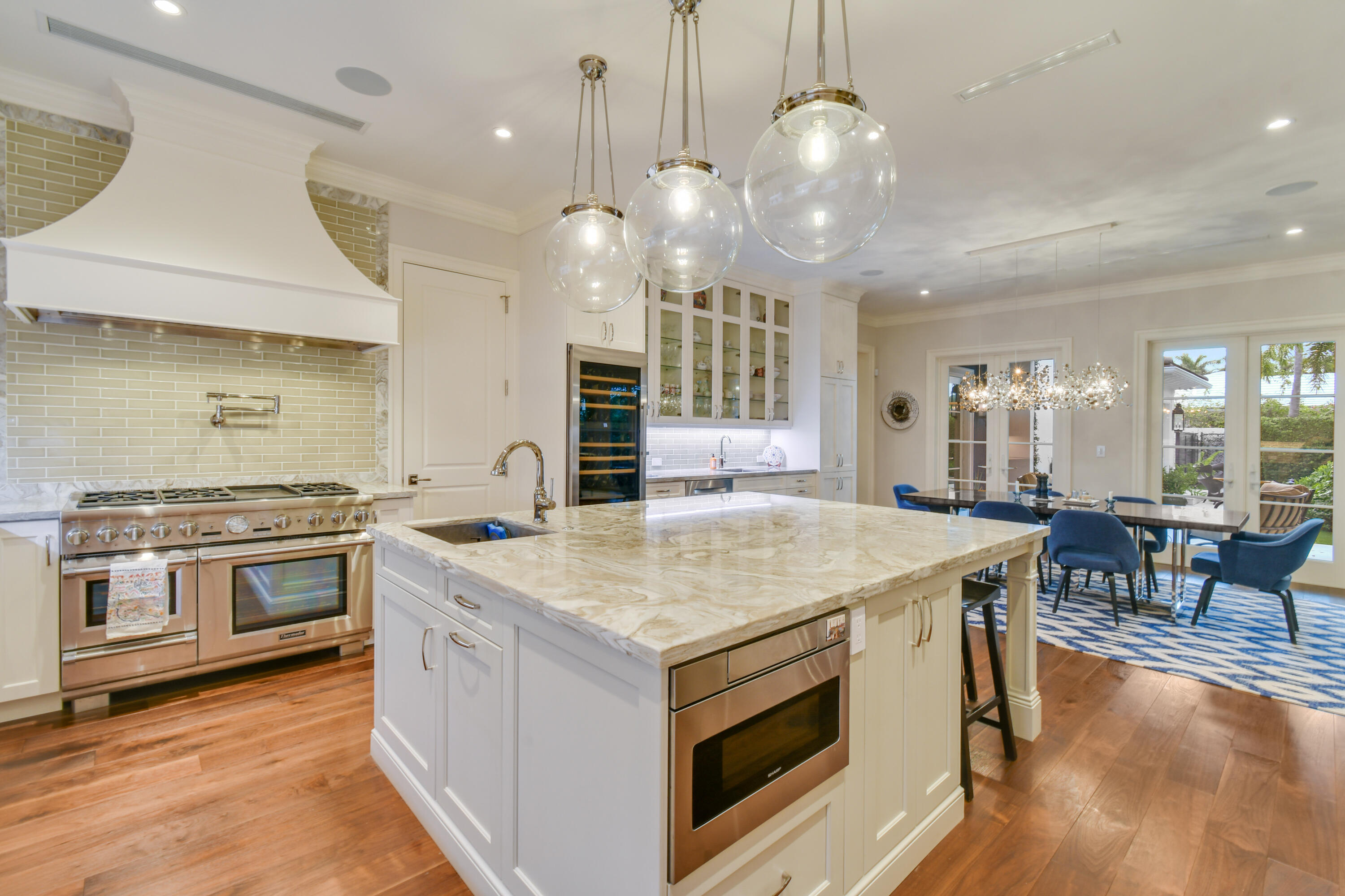 RUSSLYN EXTENSION - Residential