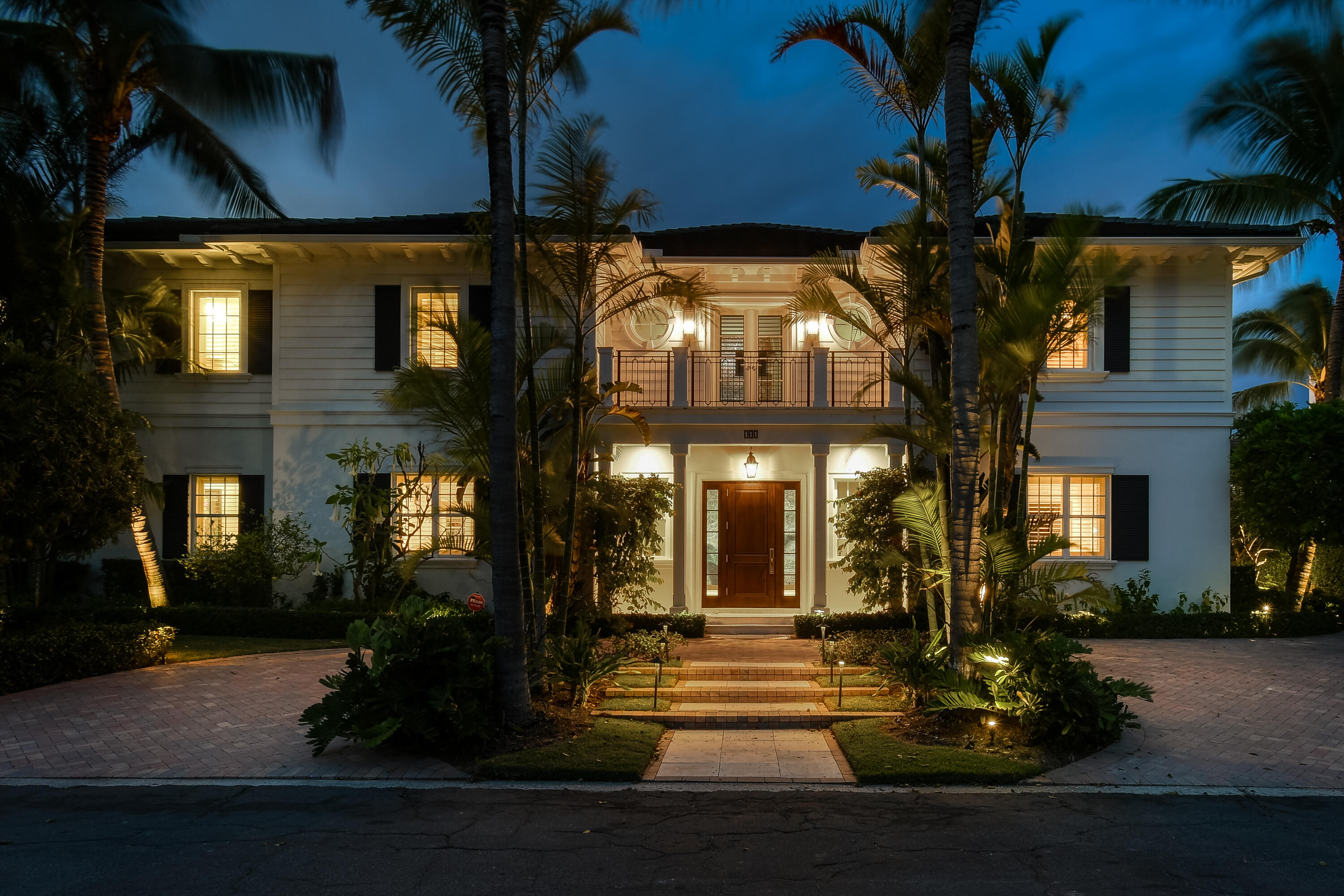 RUSSLYN EXTENSION - Residential