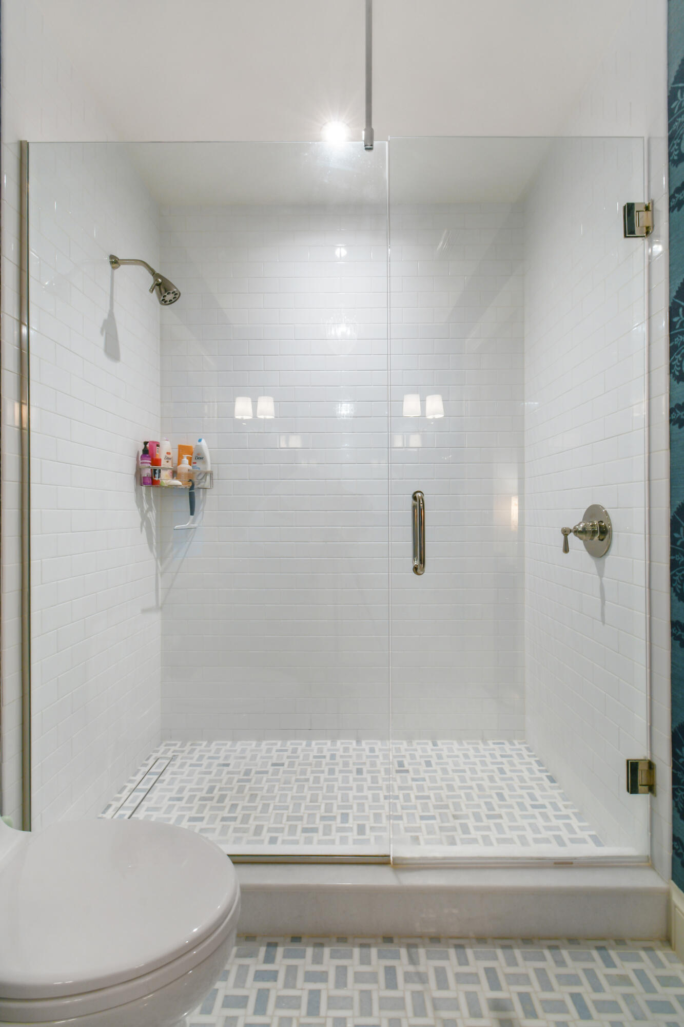 RUSSLYN EXTENSION - Residential