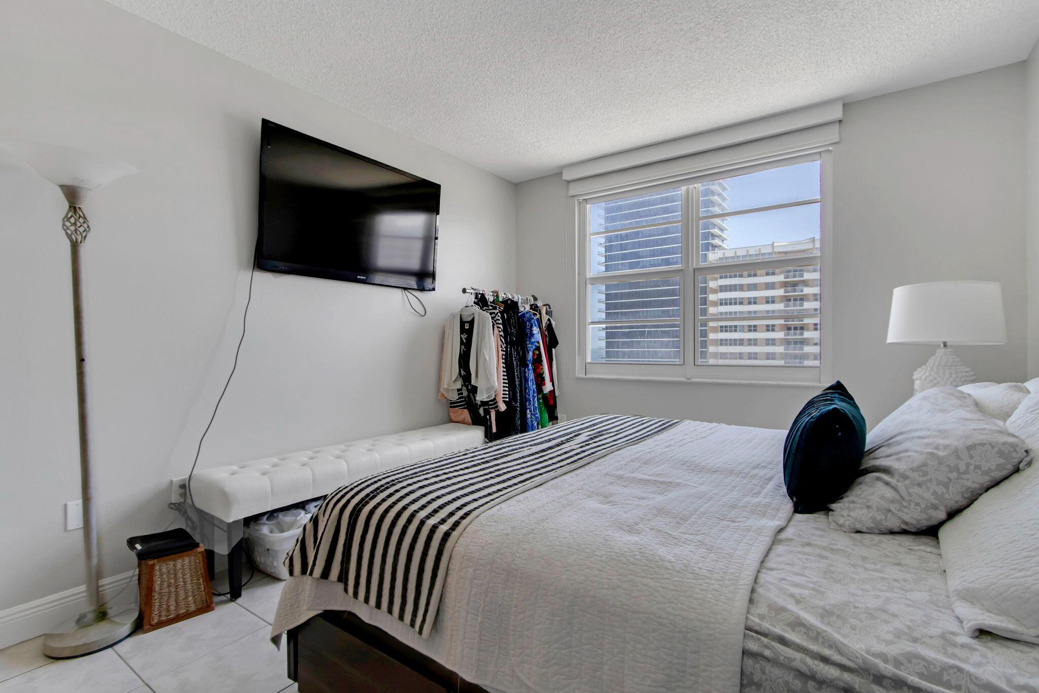 HEMISPHERES CONDO - Residential