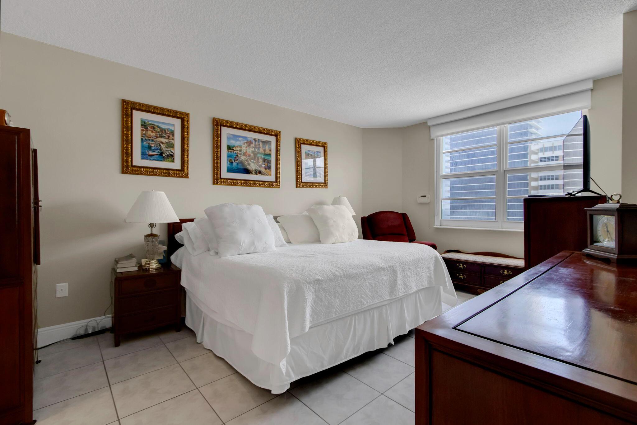 HEMISPHERES CONDO - Residential