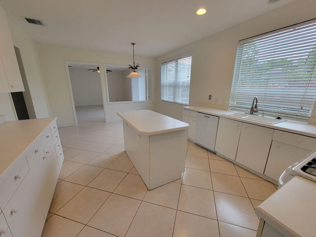 Photo of 202 Seagull Point, Jupiter, FL 33458 (MLS # R11021576)
