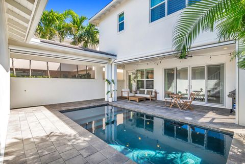 Single Family Residence in Palm Beach Gardens FL 5025 Grandiflora Road.jpg