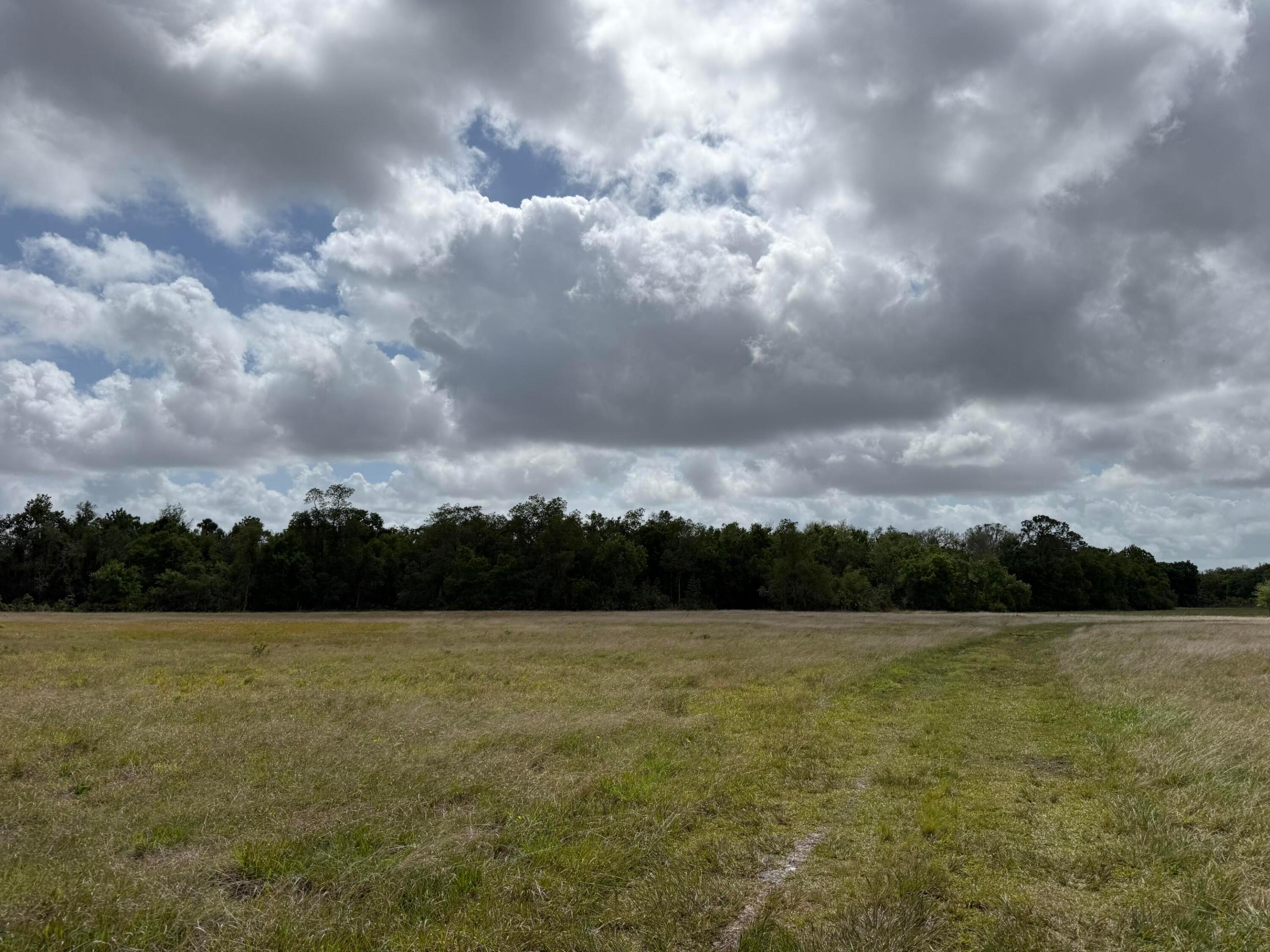 LAKE MONTAZA ESTATES SECTION - Land