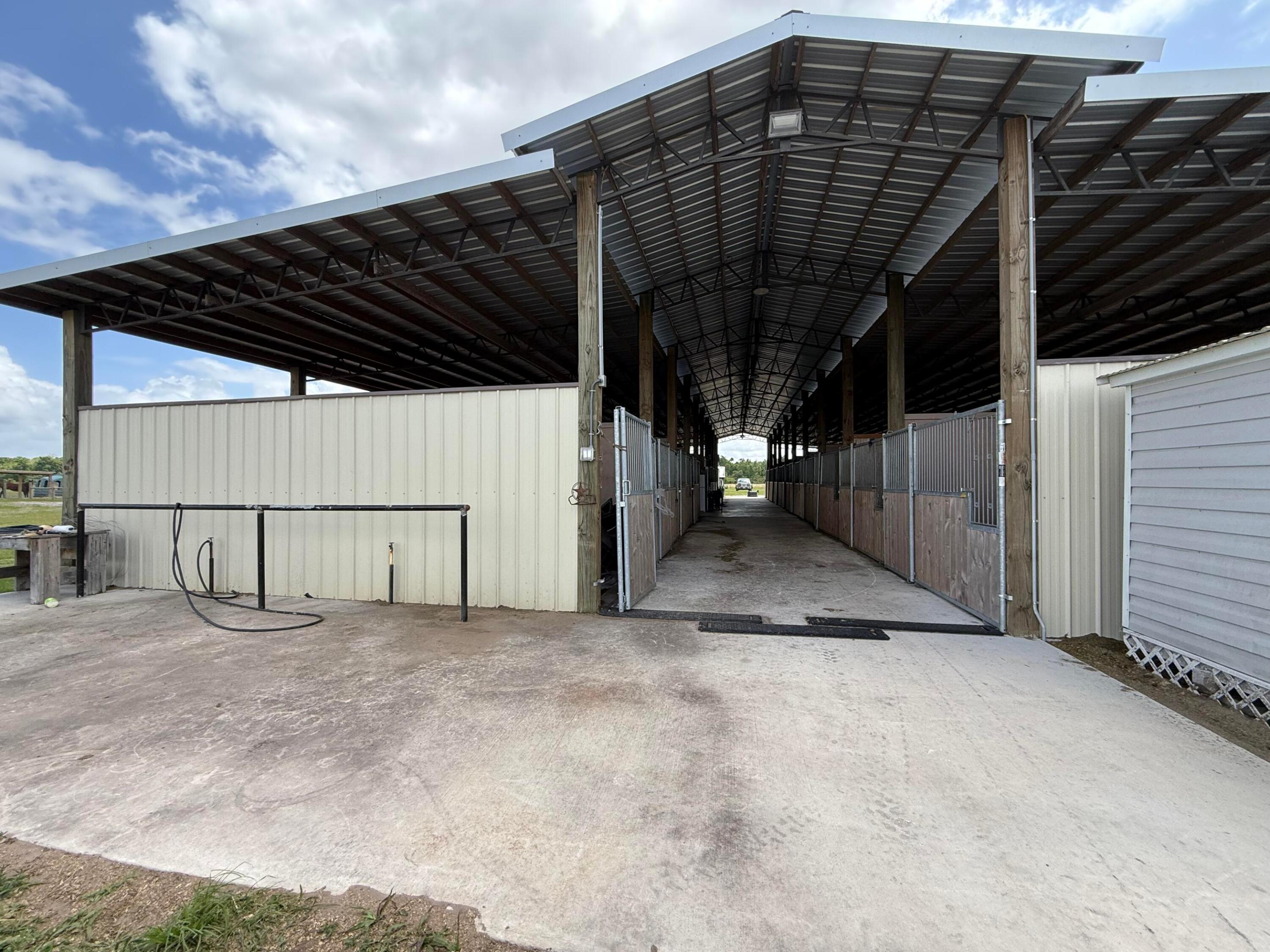 LAKE MONTAZA ESTATES SECTION - Land