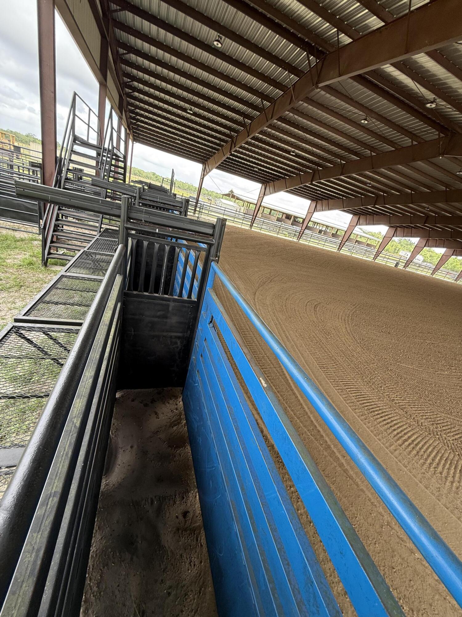 LAKE MONTAZA ESTATES SECTION - Land