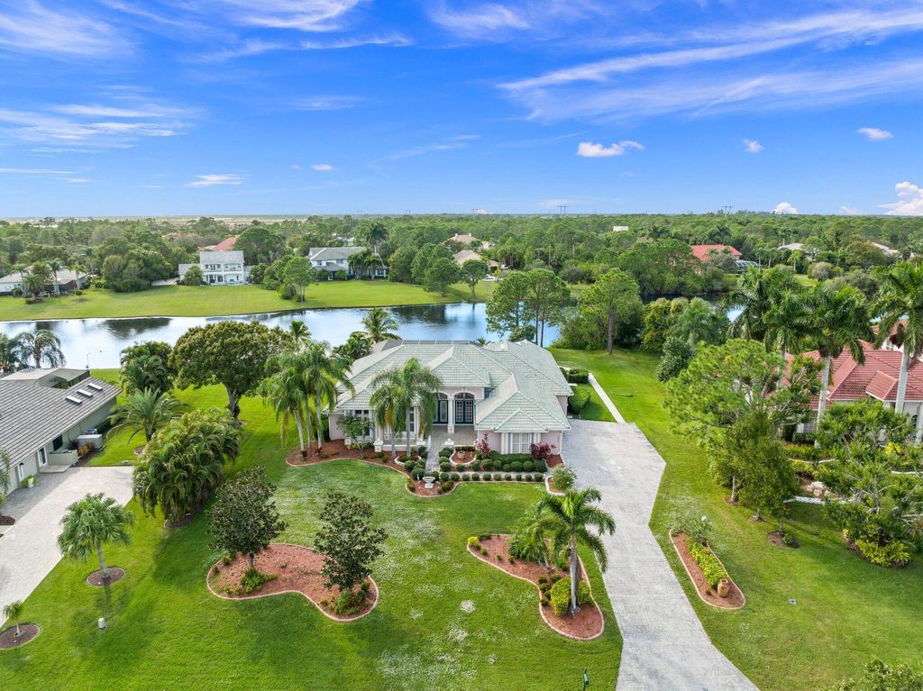 Photo of 7984 Plantation Lakes Drive, Port Saint Lucie, FL 34986 (MLS # R10941457)