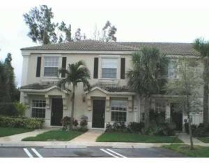 JONATHANS COVE/PALMBROOKE TWNHMS - Residential Lease