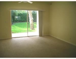 JONATHANS COVE/PALMBROOKE TWNHMS - Residential Lease