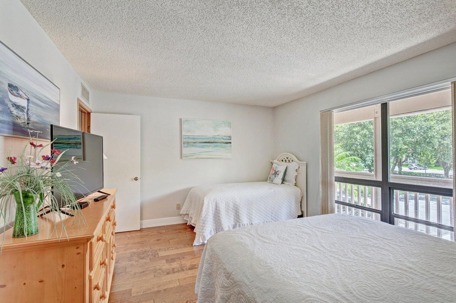 GOLF VILLAS CONDO - Residential