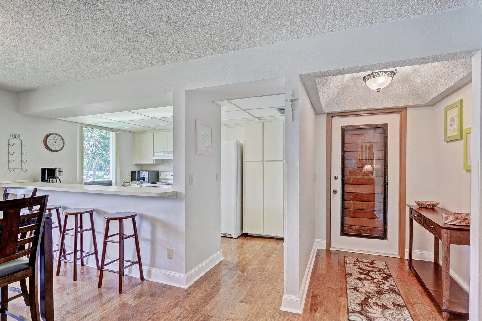 GOLF VILLAS CONDO - Residential