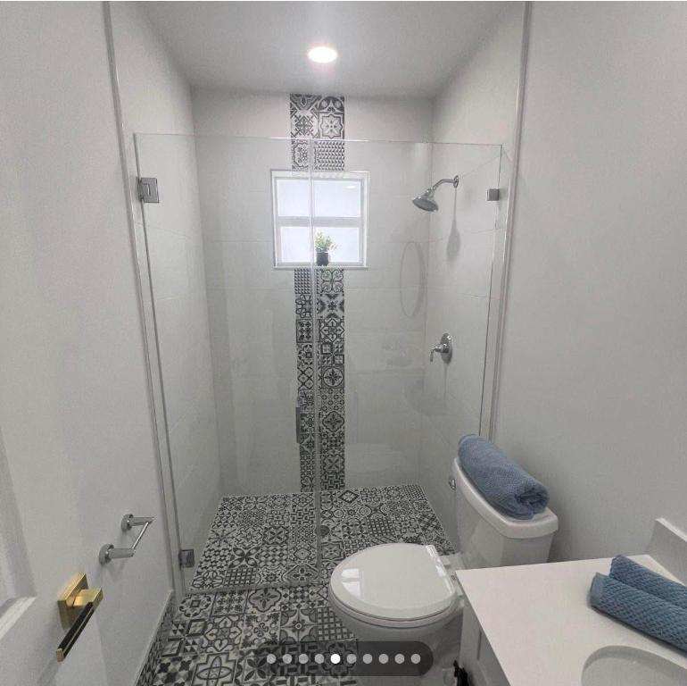 WHISPERING PINES - Residential Lease