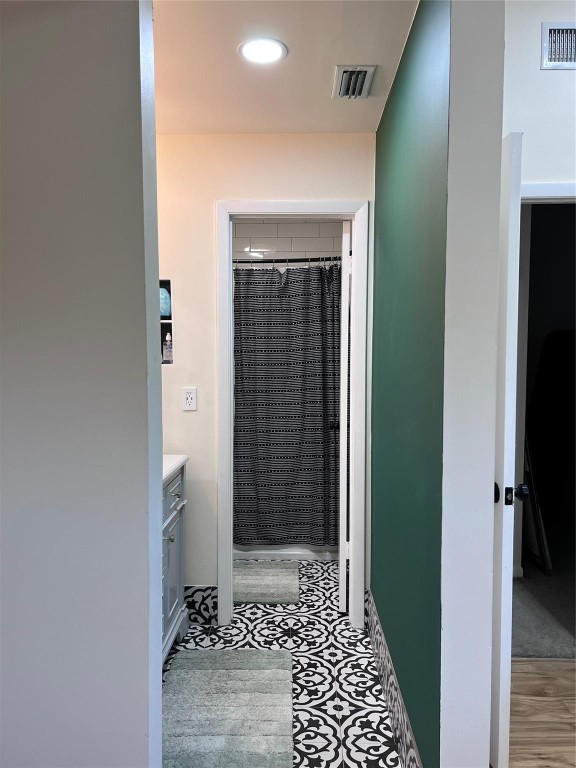 Golden Raintree Iv-B Cond - Residential Lease