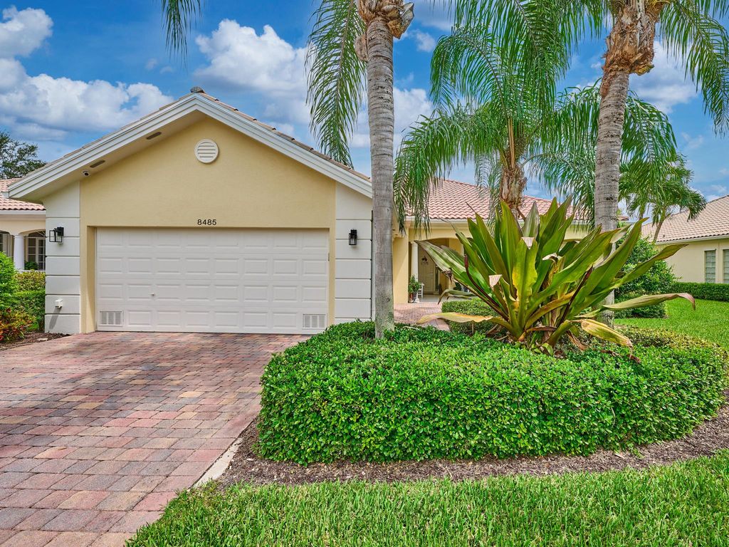 Photo of 8485 Yorke Road, Wellington, FL 33414 (MLS # R11123252)