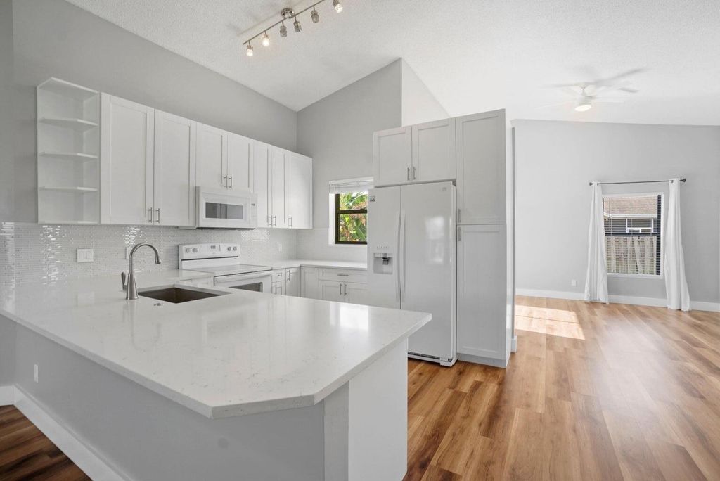 Photo of 6216 Mullin Street, Jupiter, FL 33458 (MLS # R11058805)