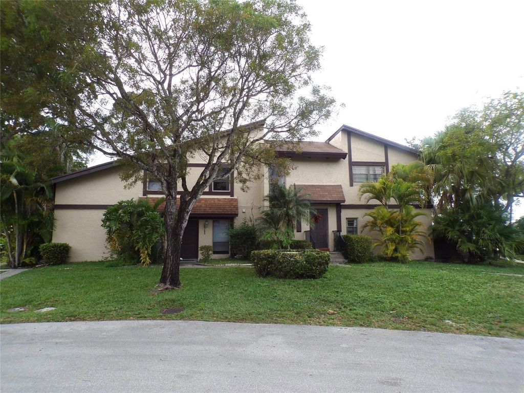 Photo of 2180 Bayberry Drive, Pembroke Pines, FL 33024 (MLS # F10549809)