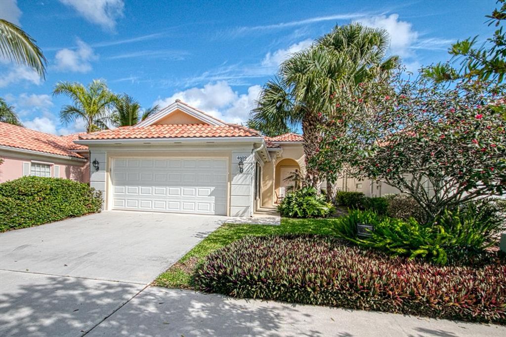 Photo of 4609 Hammock Circle, Delray Beach, FL 33445 (MLS # R10703405)
