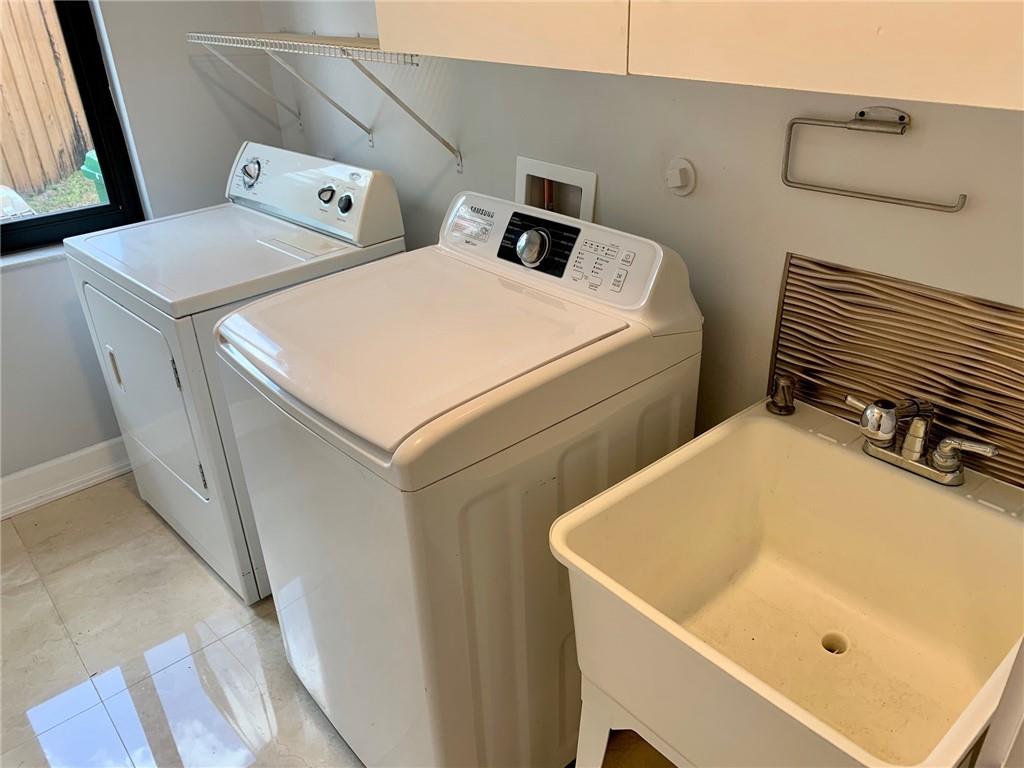 Waverly Hundred 141-40 B - Residential Lease