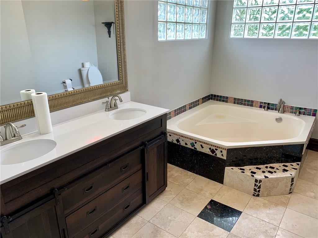 Waverly Hundred 141-40 B - Residential Lease