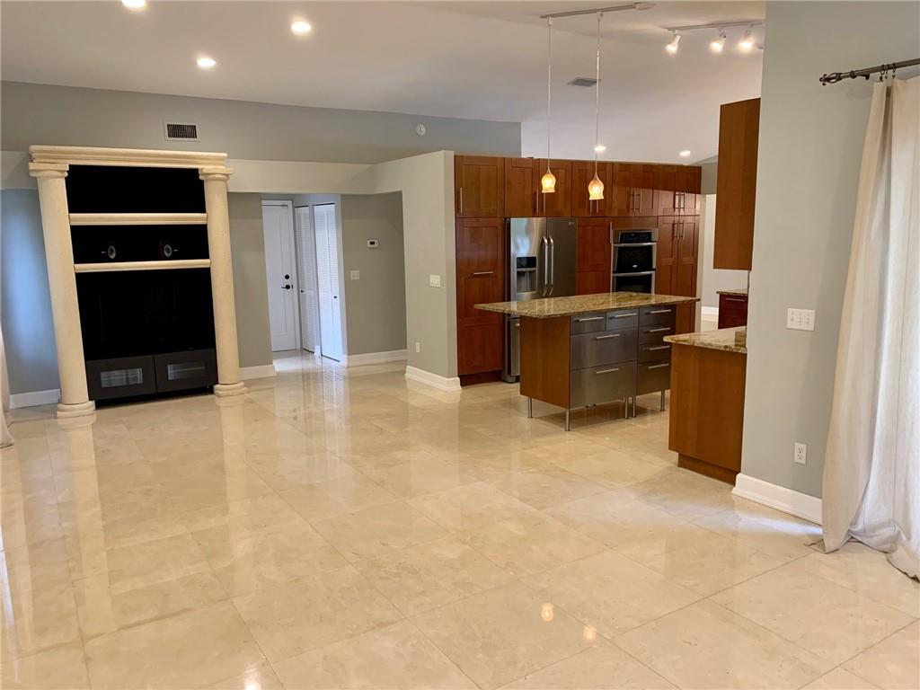 Waverly Hundred 141-40 B - Residential Lease