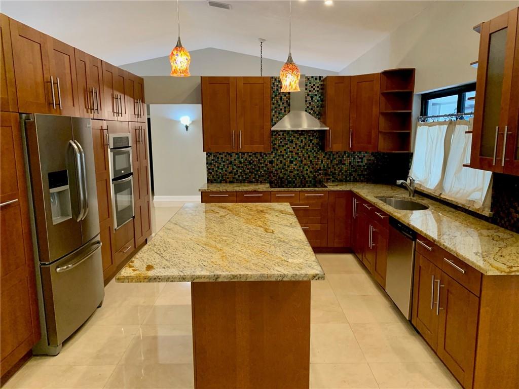 Waverly Hundred 141-40 B - Residential Lease