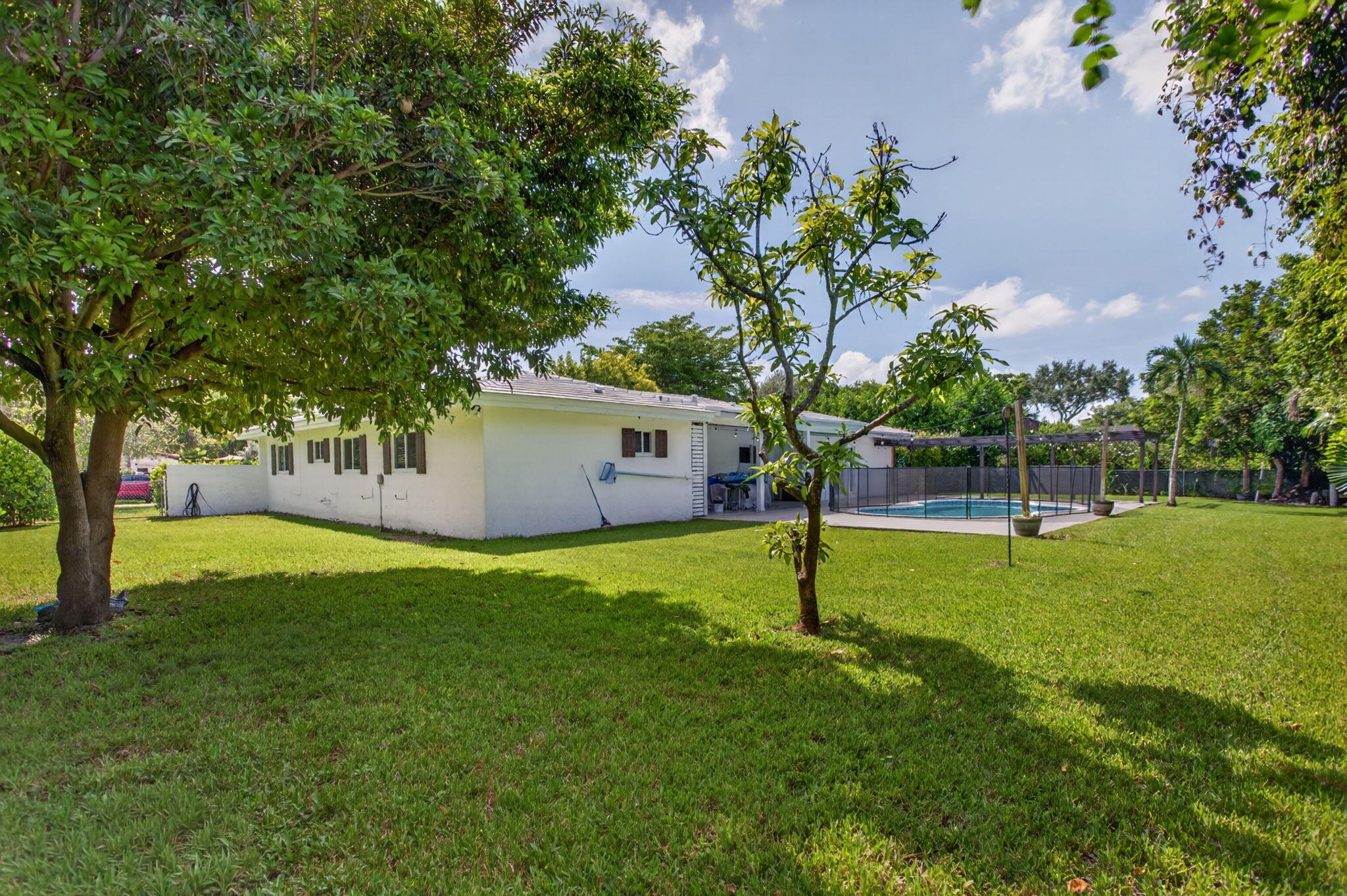 2400 NW 105TH Terrace