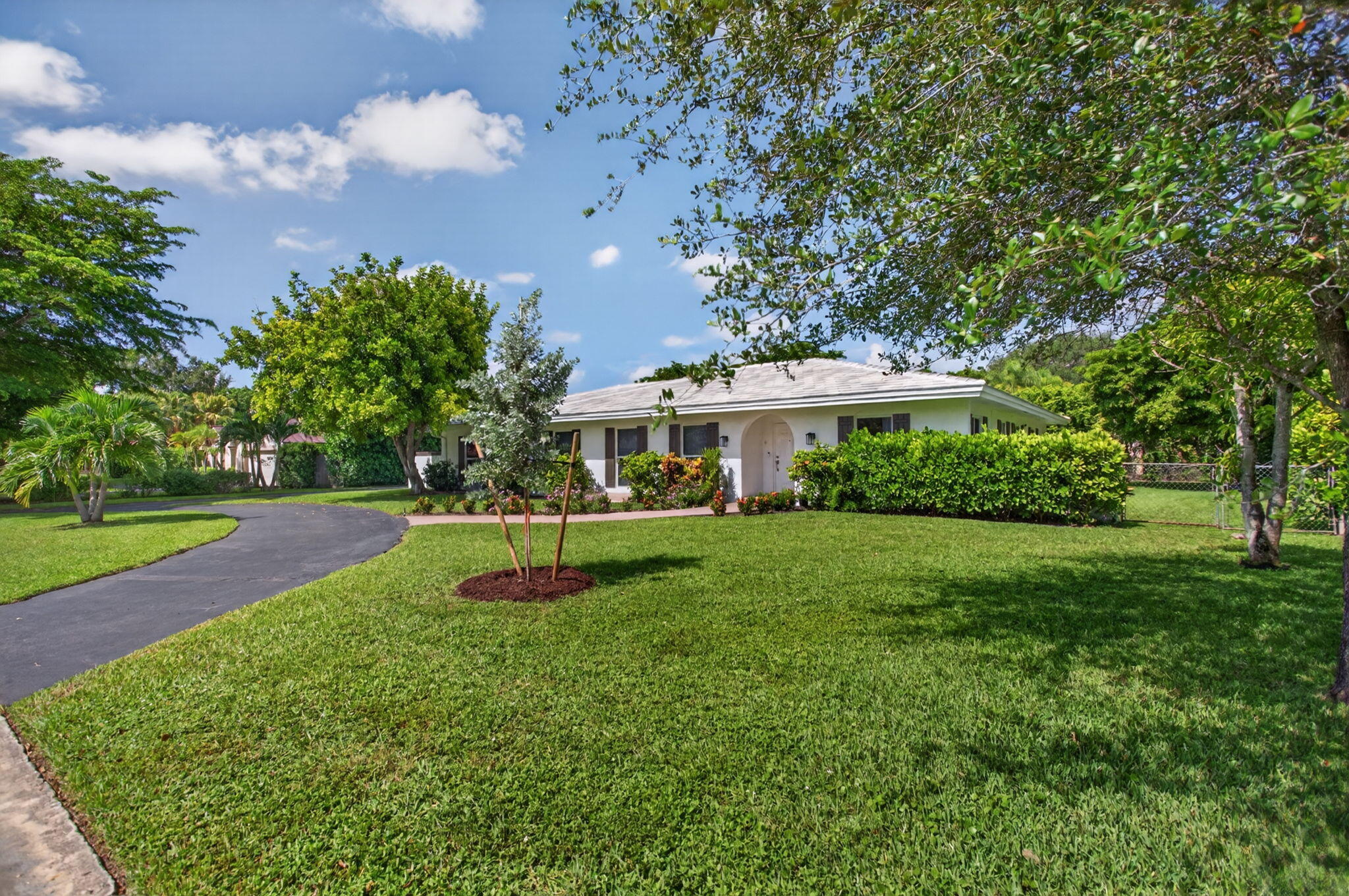 2400 NW 105TH Terrace