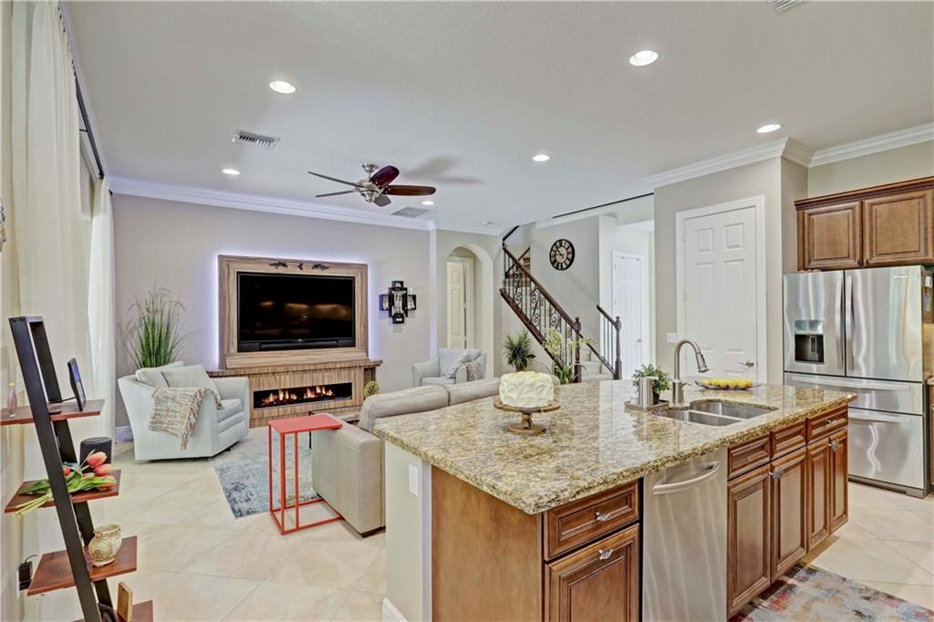 Paloma PUD Wm-1-Wm-4 C-1- - Residential