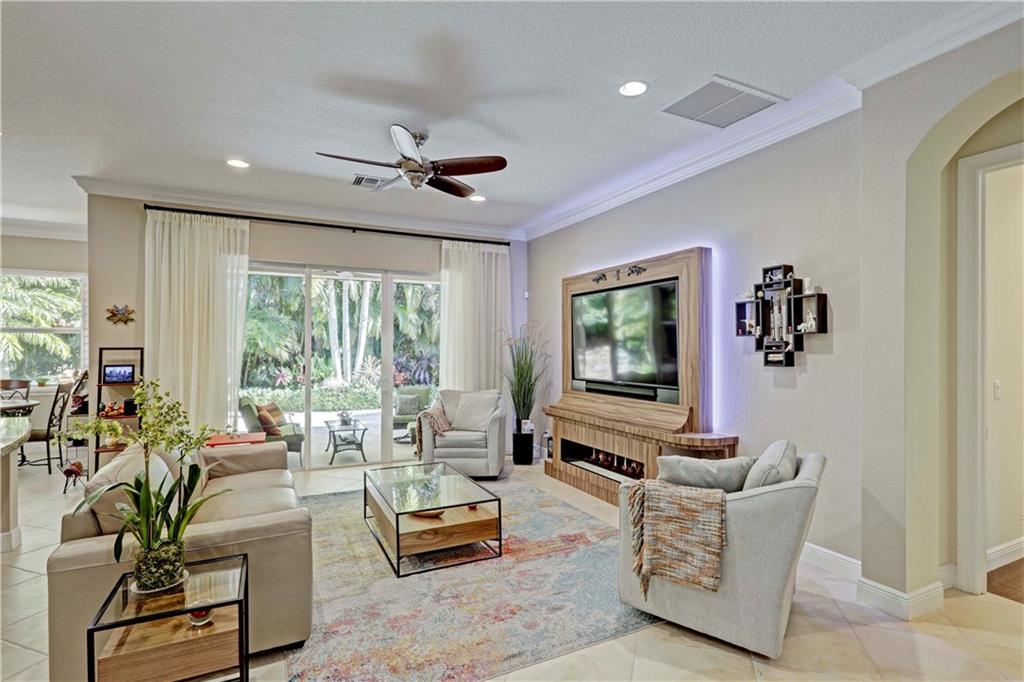 Paloma PUD Wm-1-Wm-4 C-1- - Residential