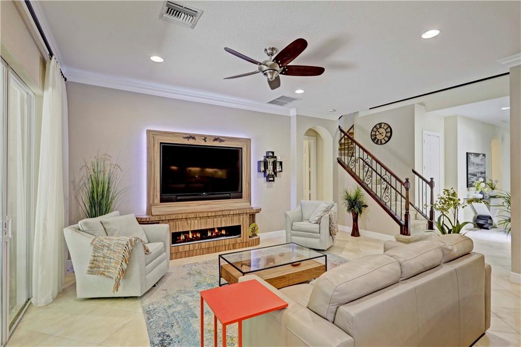 Paloma PUD Wm-1-Wm-4 C-1- - Residential