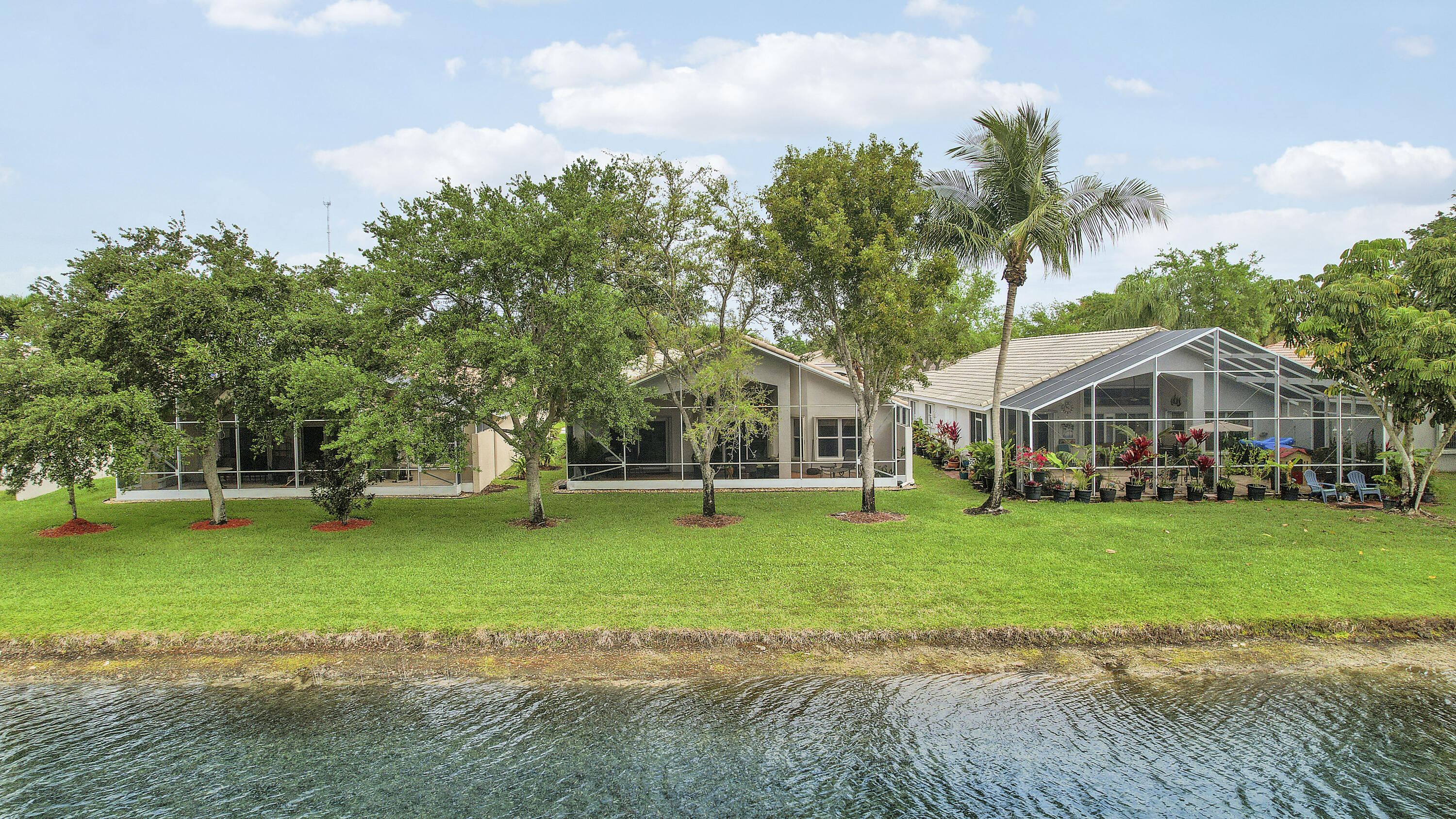 BELLAGGIO, TOWNE PARK - Residential